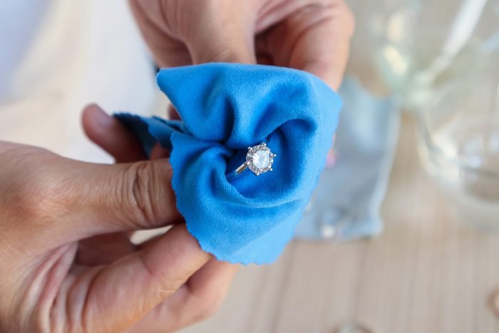 How to take care and clean properly sterling silver jewelry – amorecarter
