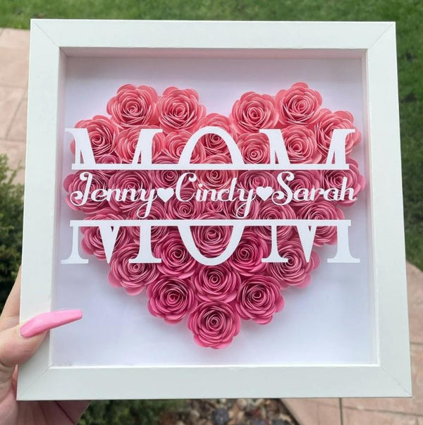 Caja de regalo con flores en forma de corazón para mamá